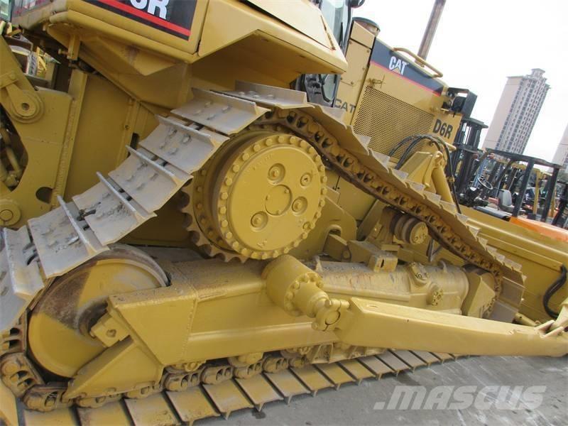 CAT D 6 R Грейдери