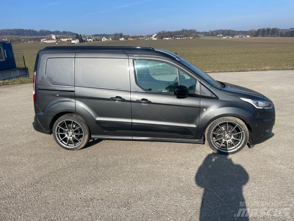 Ford Transit Фургони
