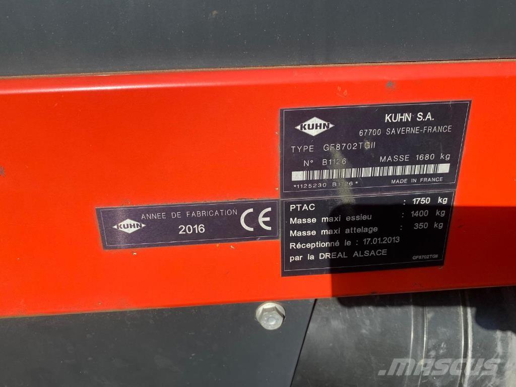 Kuhn GF8702T GII Гребла и сенообръщачки