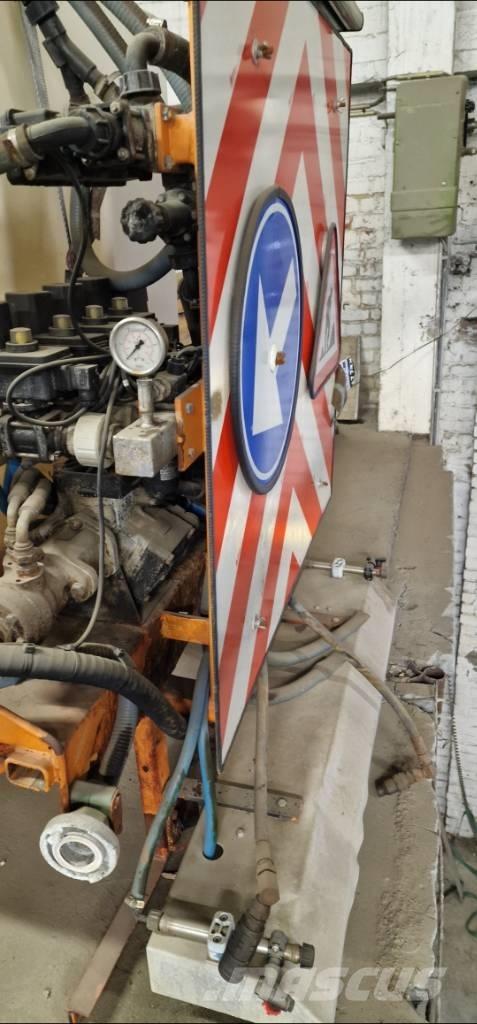 Ausa B 200 H Автоматични метачки с четки