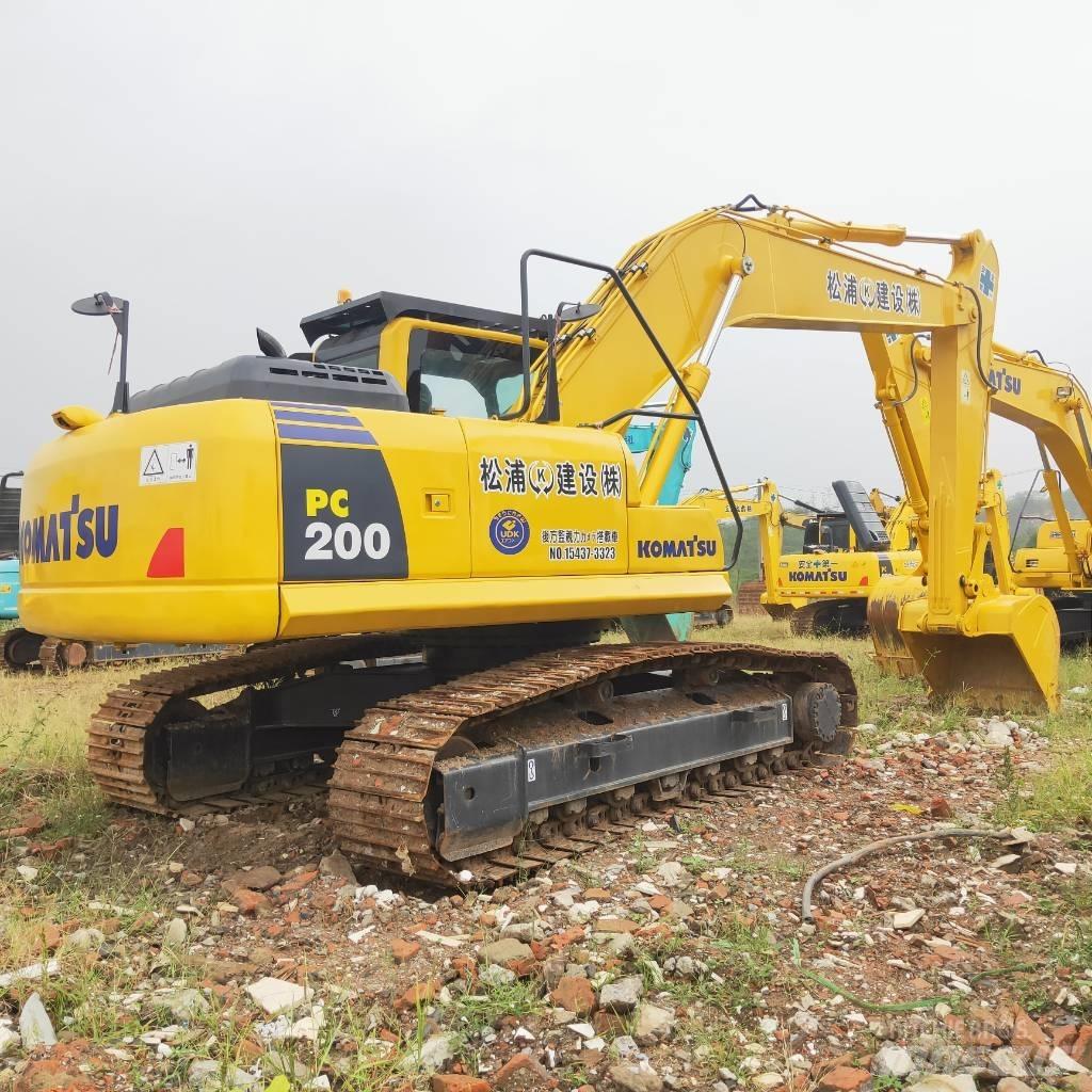 Komatsu PC200-8 Верижен екскаватор