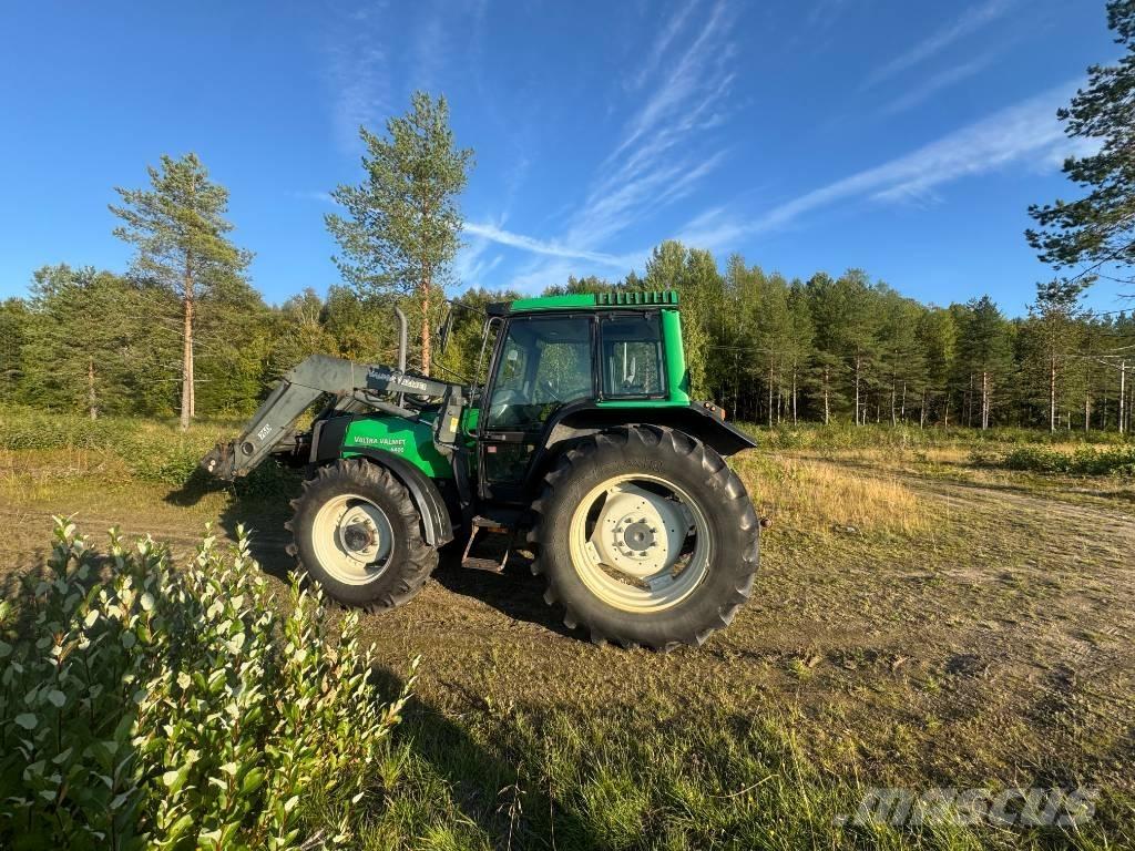 Valtra Valmet 6400 Трактори