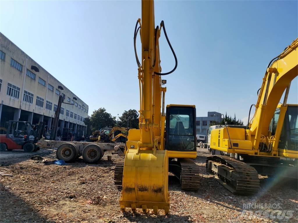 Komatsu PC 120 Средни екскаватори 7т - 12т