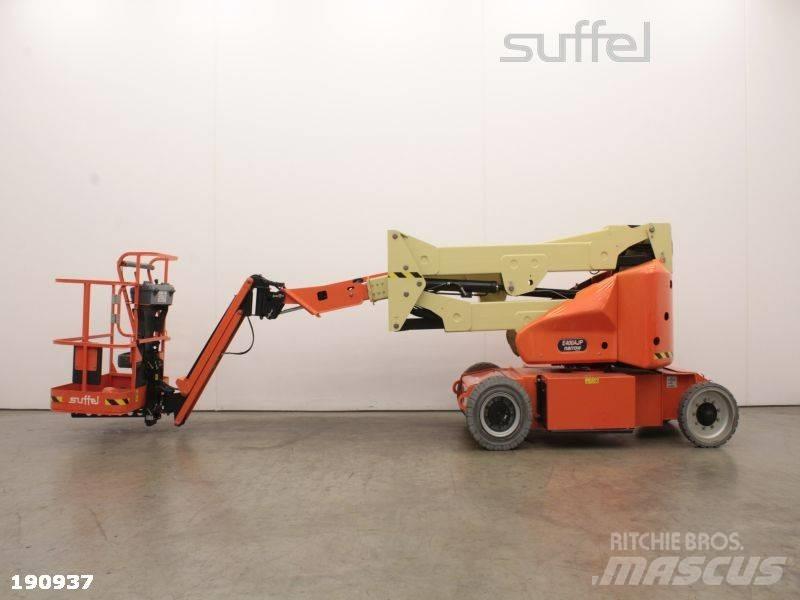 JLG E 400 AJPN Съчленени стрелови подемници