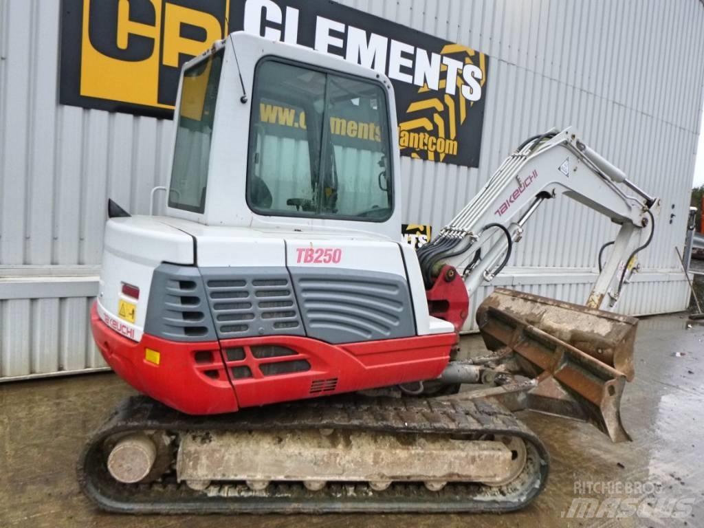 Takeuchi TB250 Мини екскаватори < 7 т