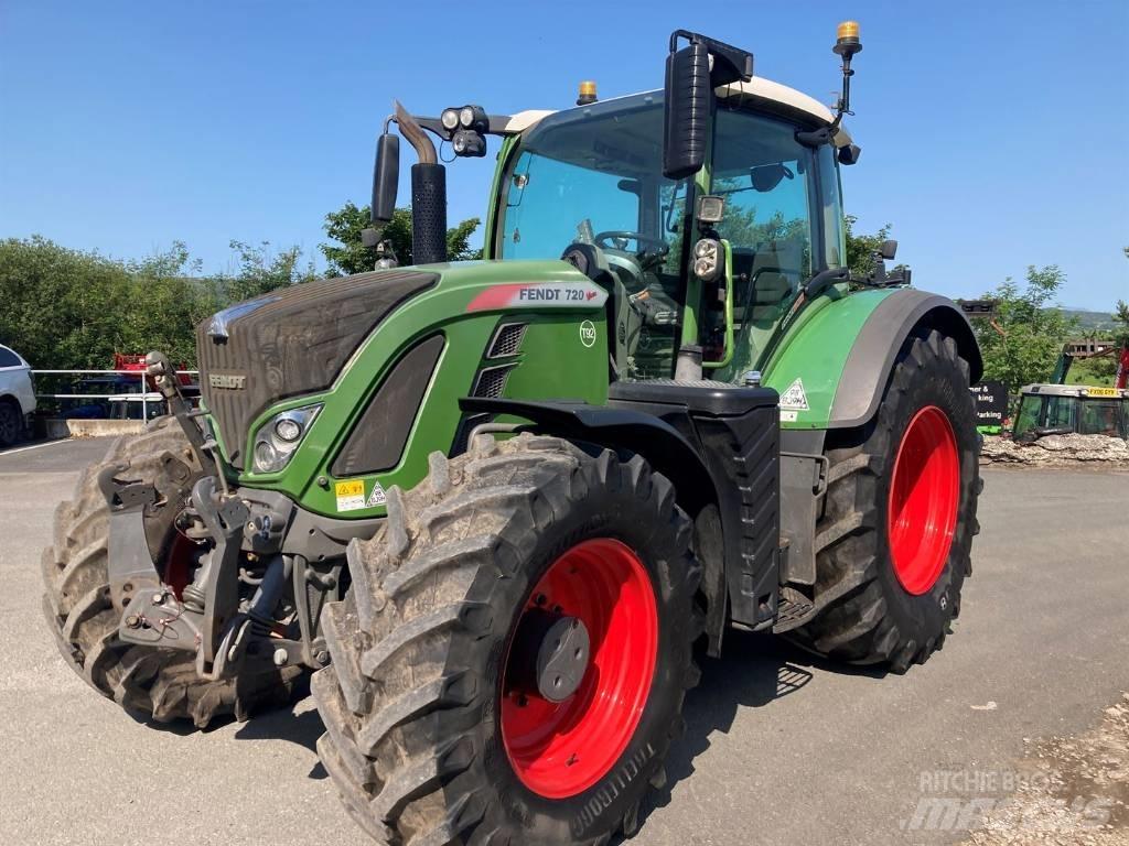 Fendt 720 Profi Plus Трактори