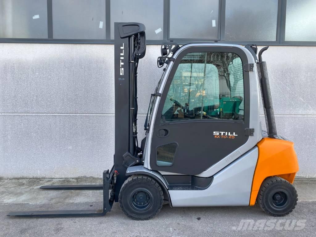 Still RX 70-25 Дизелови камиони