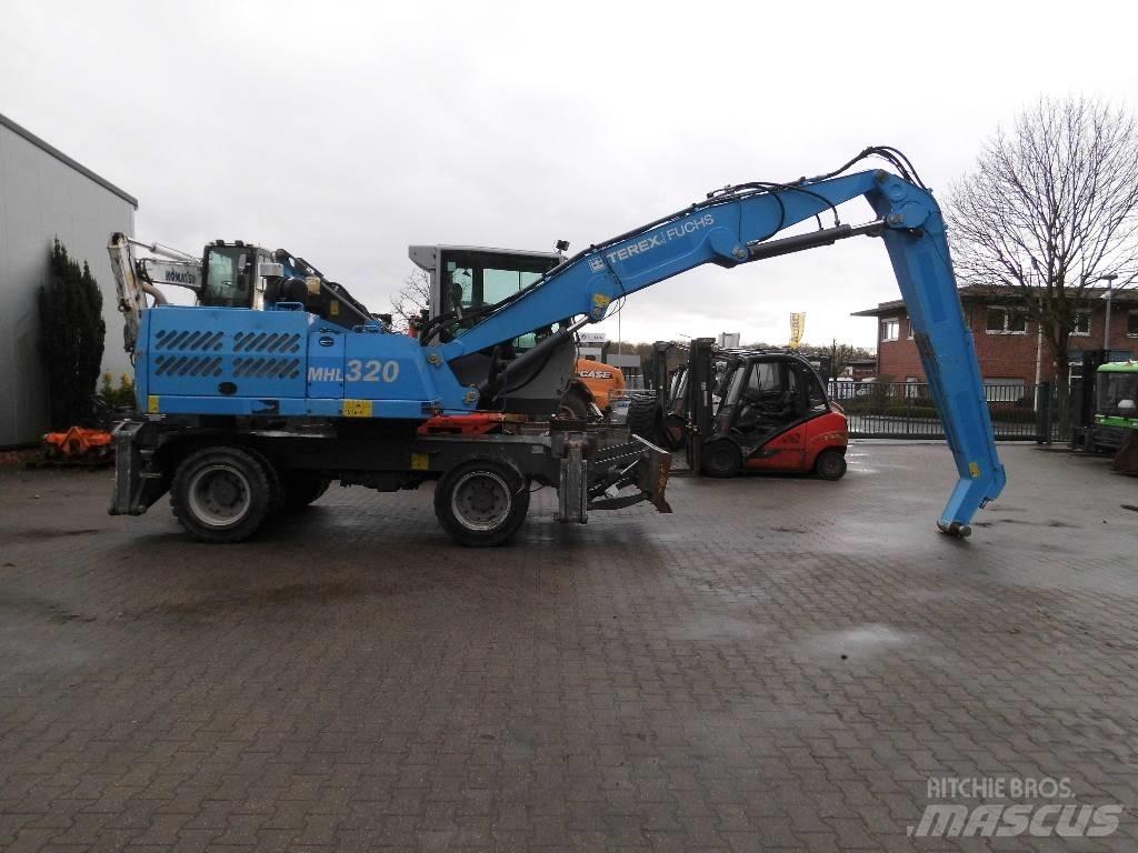Fuchs MHL 320 Оператори на отпадъци/индустрия
