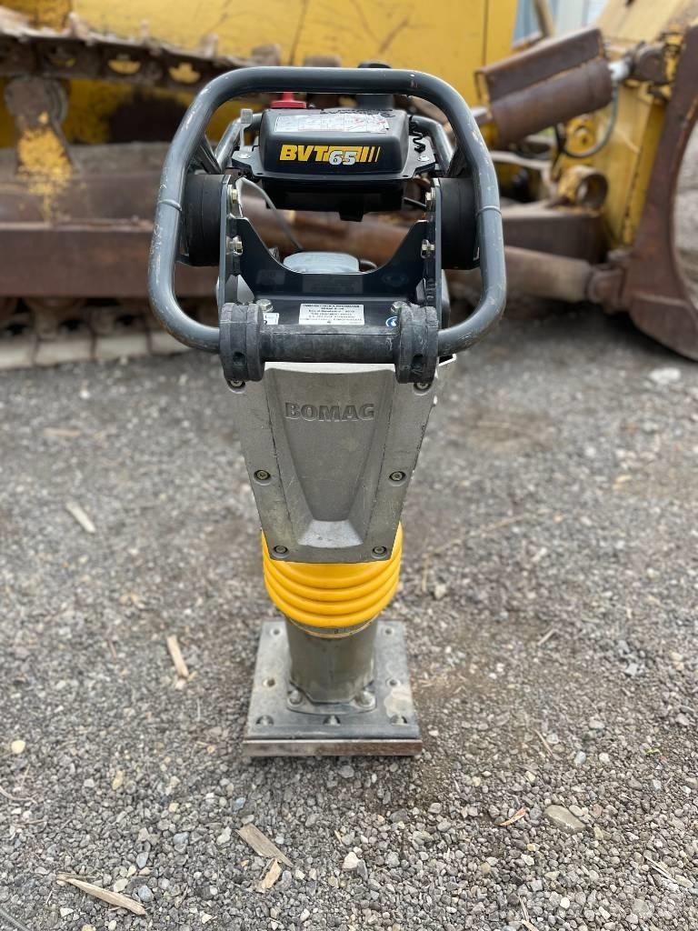 Bomag BVT 65 Уплътнители за плочи
