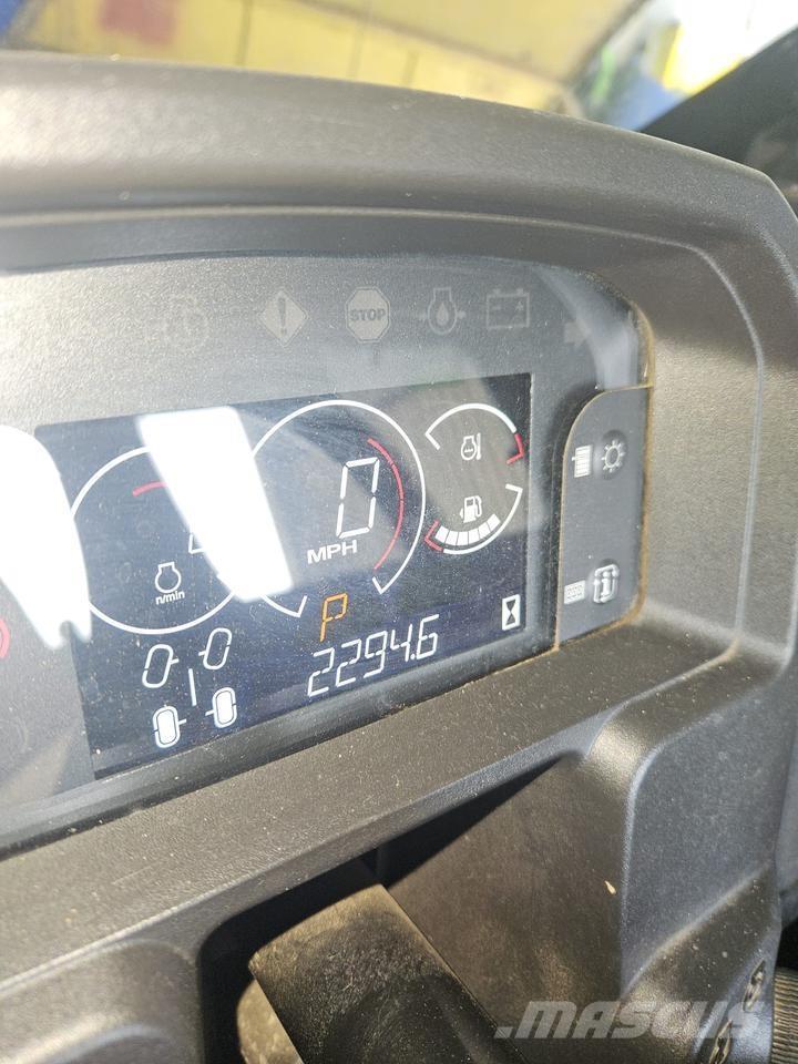 John Deere XUV865M АТВ