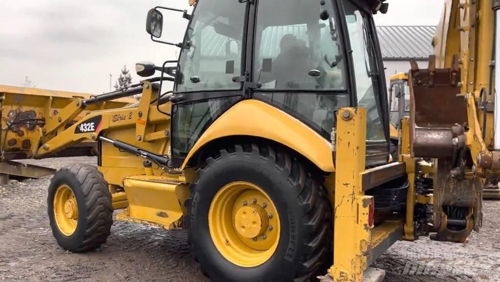 CAT 432 E Товарач със заден ексватор