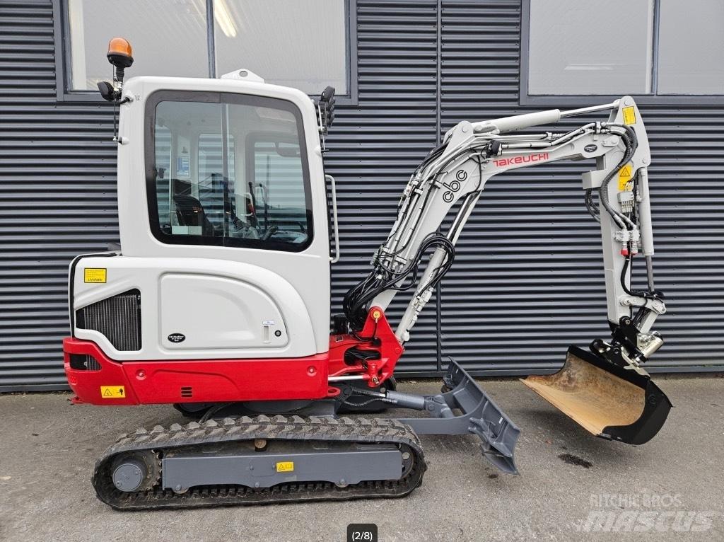 Takeuchi TB 225 Мини екскаватори < 7 т