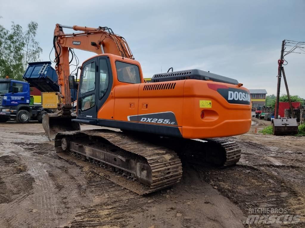 Doosan DX 255 LC Верижен екскаватор