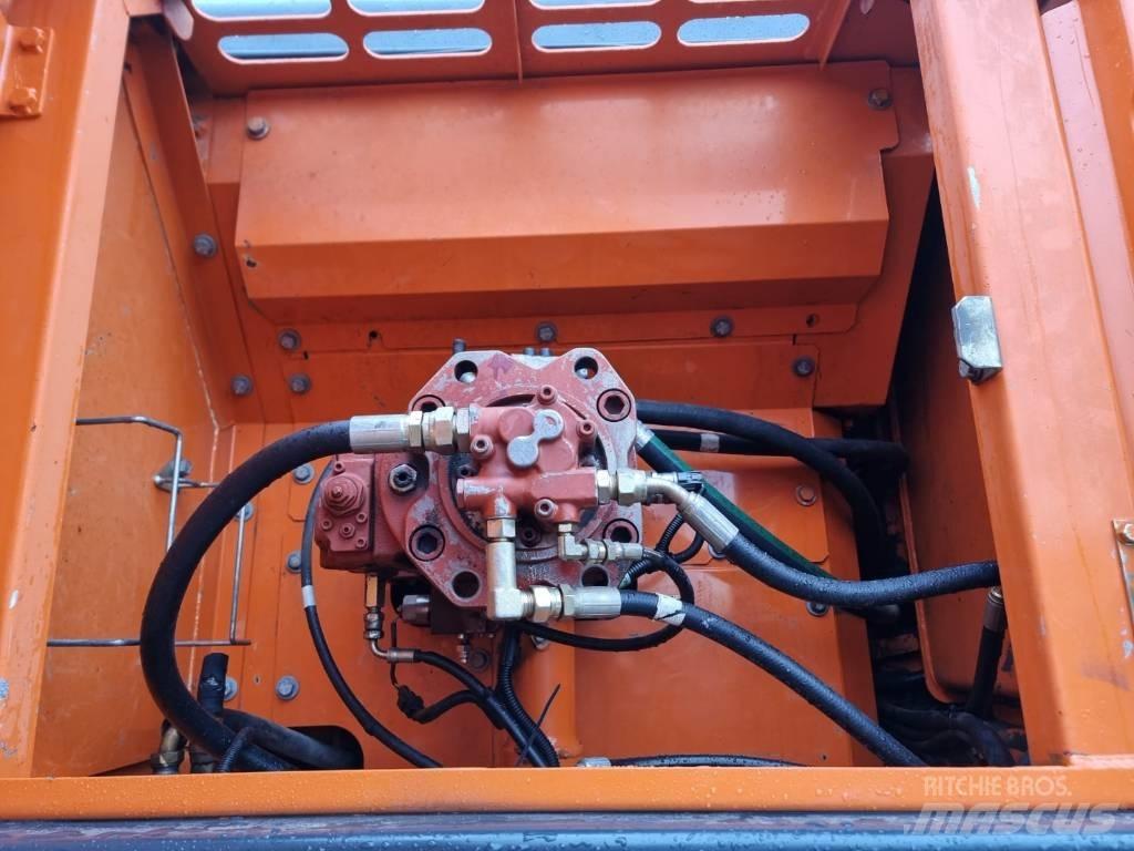 Doosan DX 255 LC Верижен екскаватор
