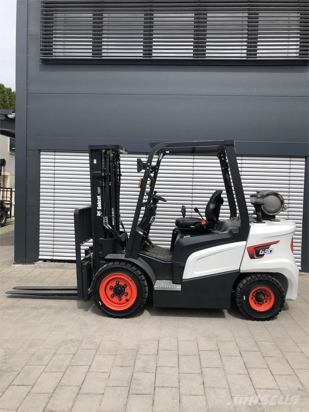 Bobcat G30 NXP Камиони с АГУ