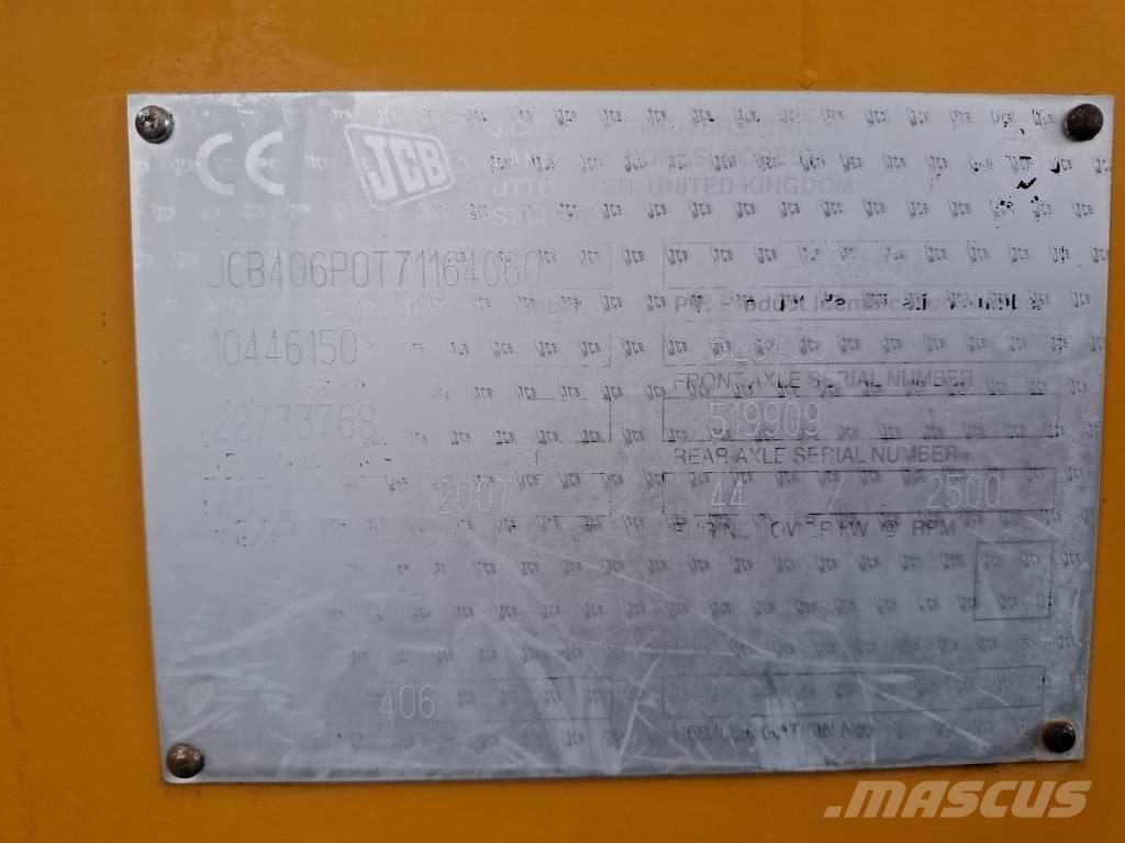 JCB 406 Колесни товарачи