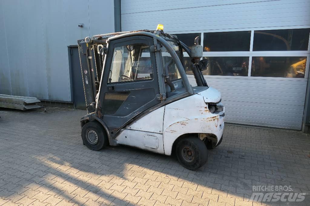 Linde H 30 D Дизелови камиони
