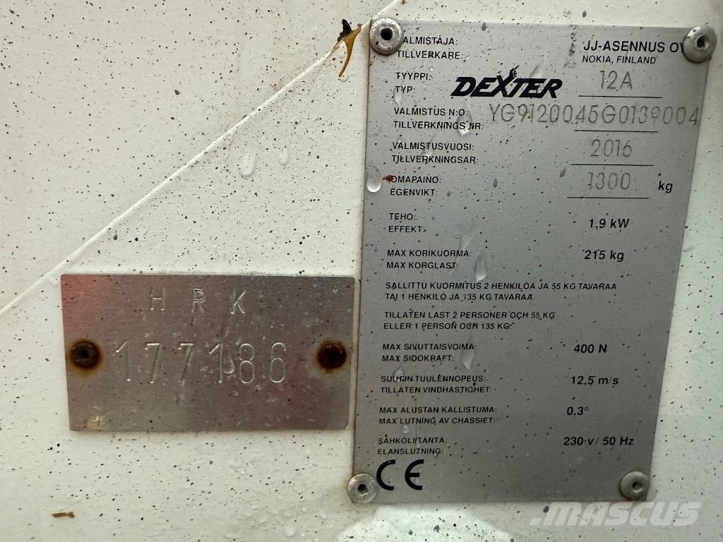 Dexter 12 A Моторизирани платформи с ремарке