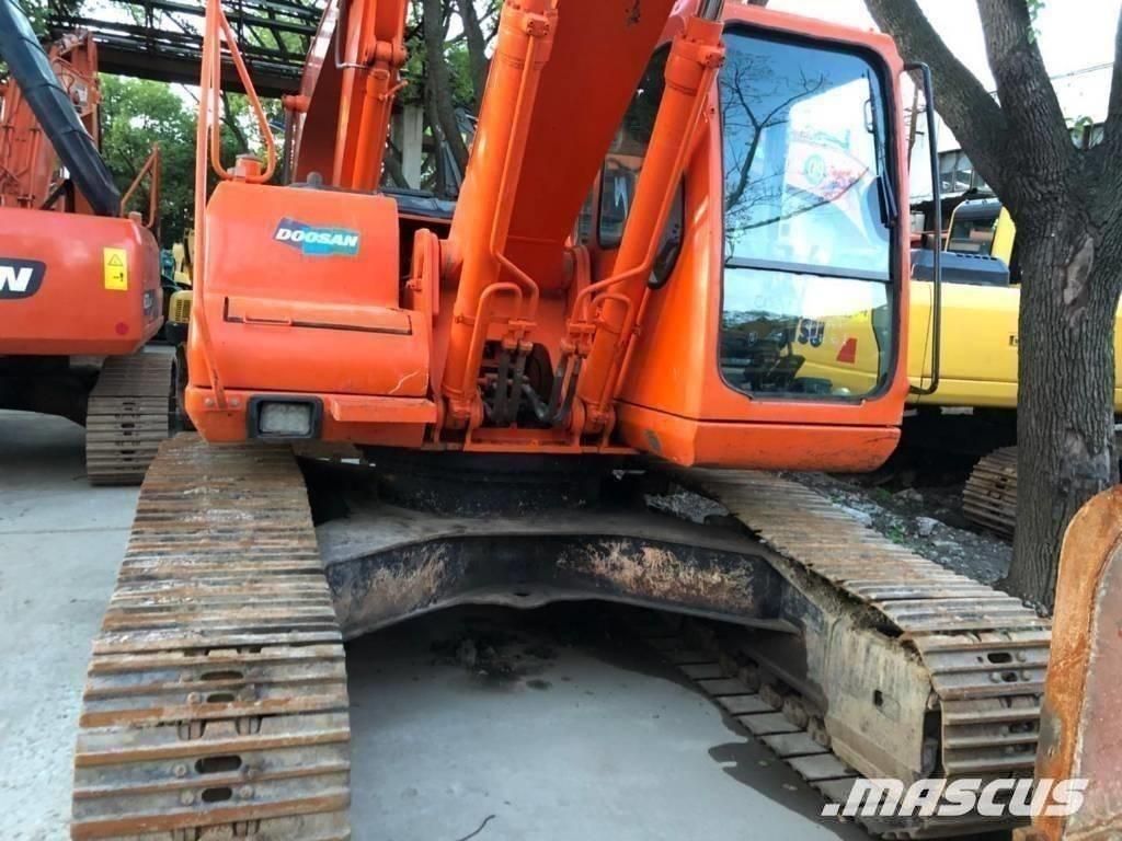 Doosan 220-7 Верижен екскаватор
