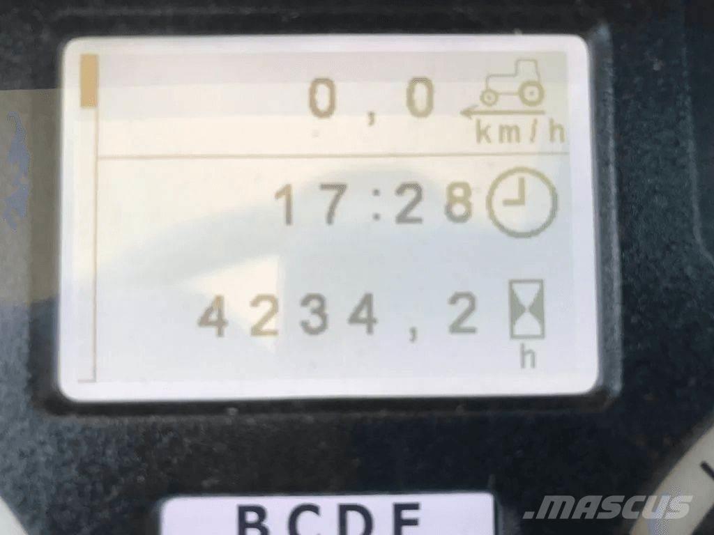 John Deere 6155 M Трактори