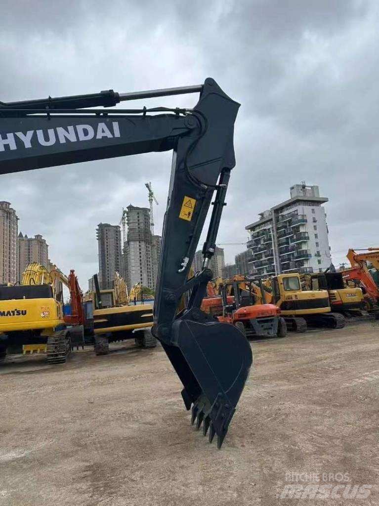 Hyundai 225LC-9T Верижен екскаватор