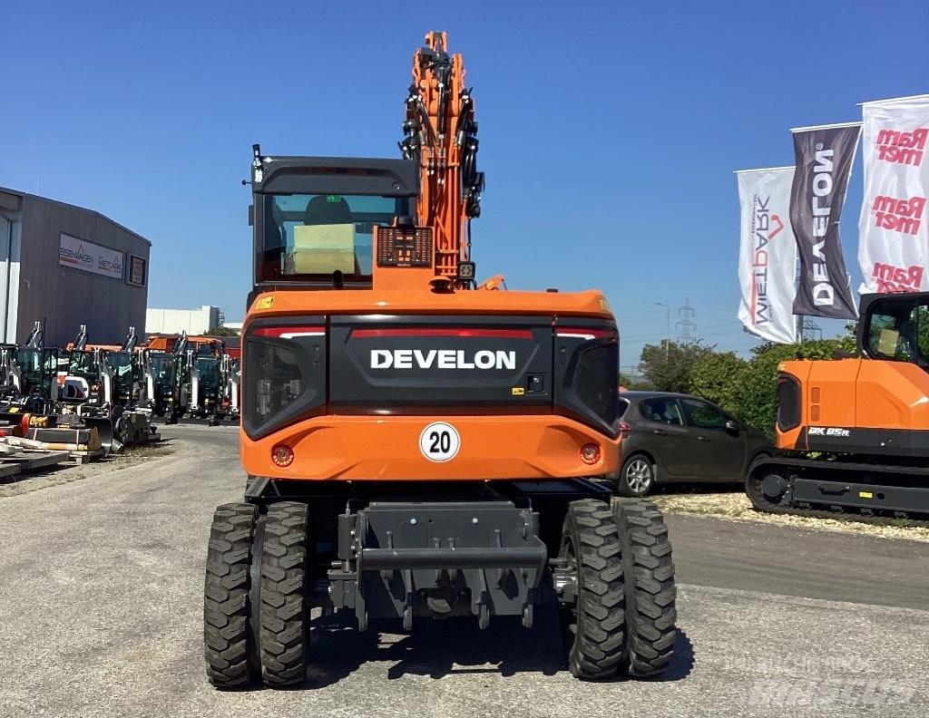 Develon DX100W-7 Колесни екскаватори