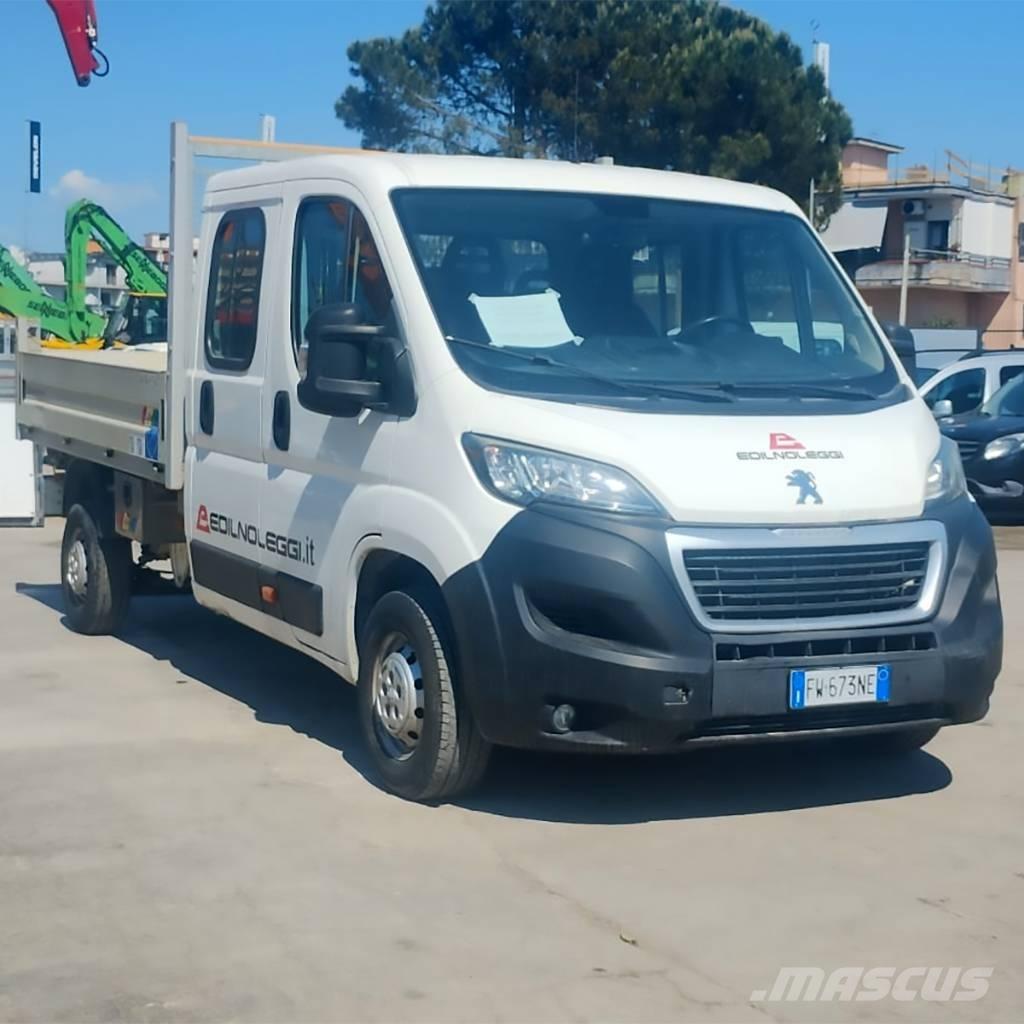 Peugeot Boxer Фургони
