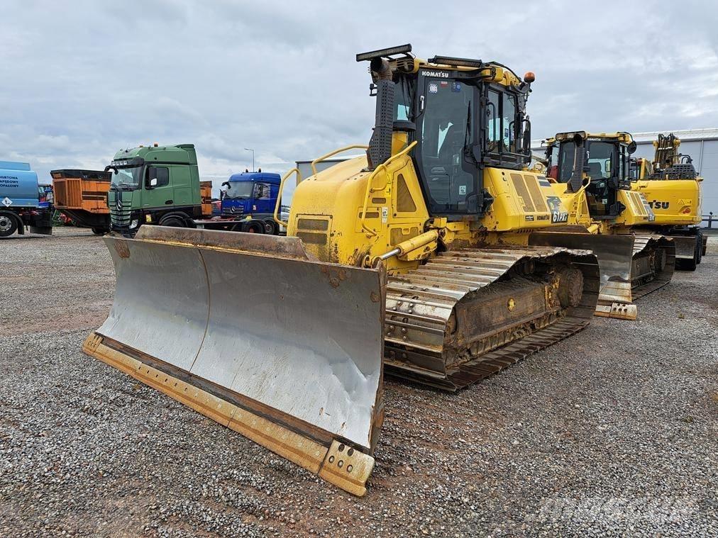 Komatsu D 61 PXi-24 Верижни булдозери
