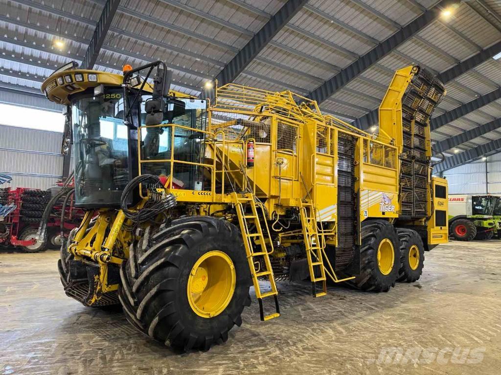 Ropa EURO Tiger 4 XL Комбайни за корени