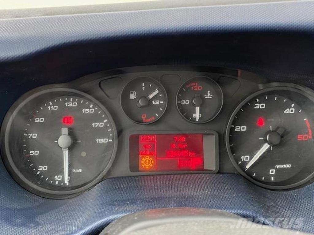 Iveco 35C18 Самосвал