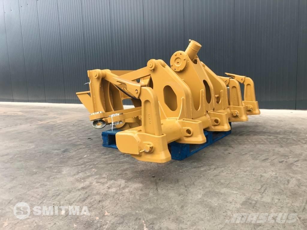 CAT 160M3 Скарификатор