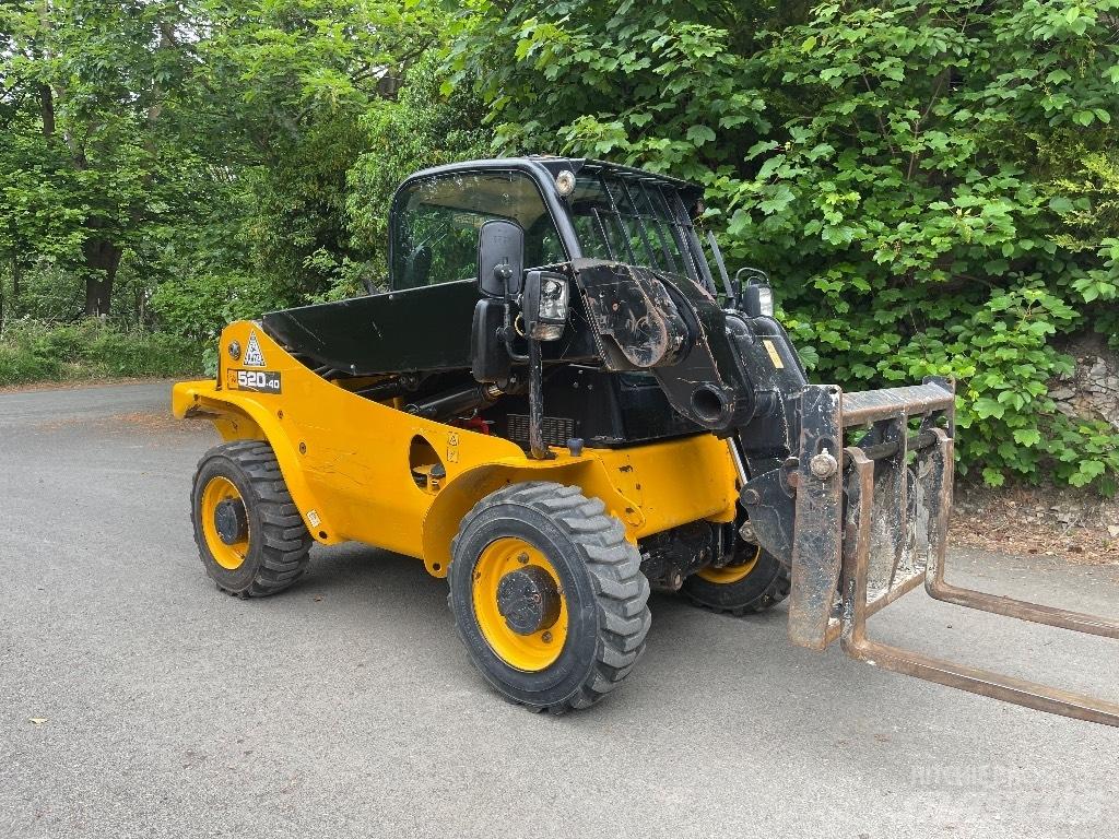 JCB 520-40 Телескопични товарачи