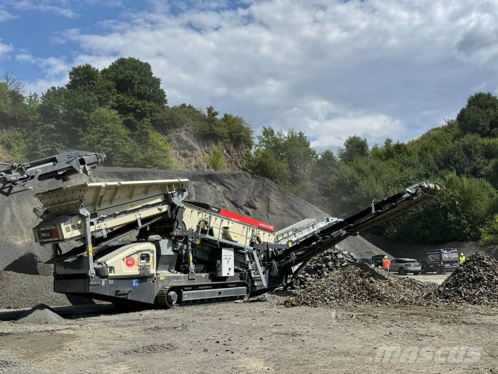 Metso ST 2.8 E Мобилни скрийнери
