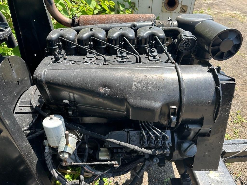 Deutz F3L914 Комунални съоражения