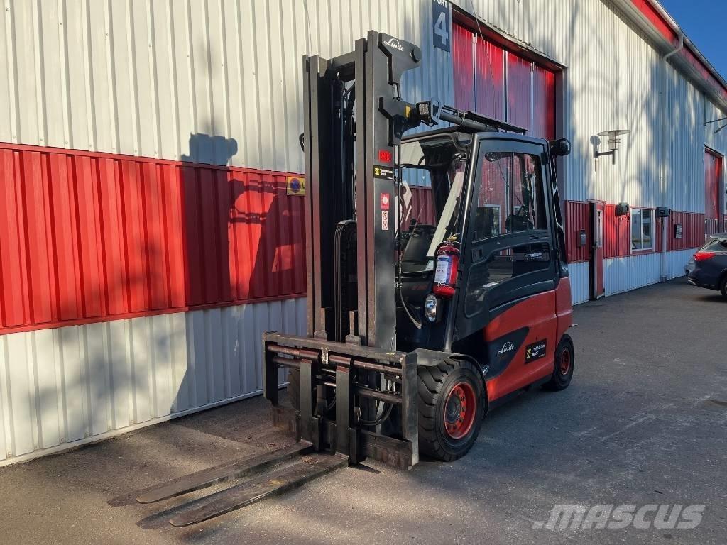 Linde E50HL-01/600 Електрически вилични кари-повдигачи