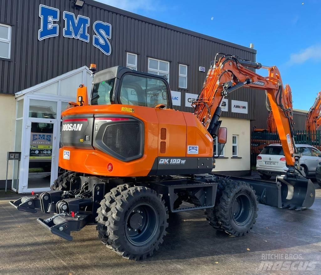 Doosan DX100W-7 Колесни екскаватори