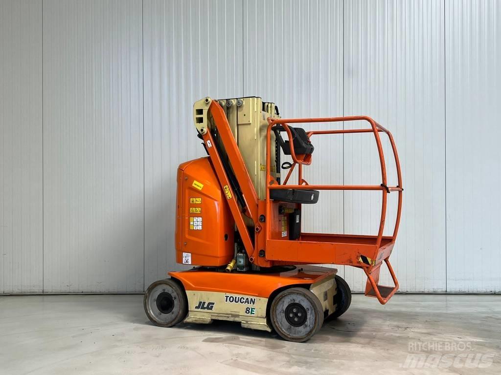 JLG Toucan 8E Вертикални мачтови повдигачи
