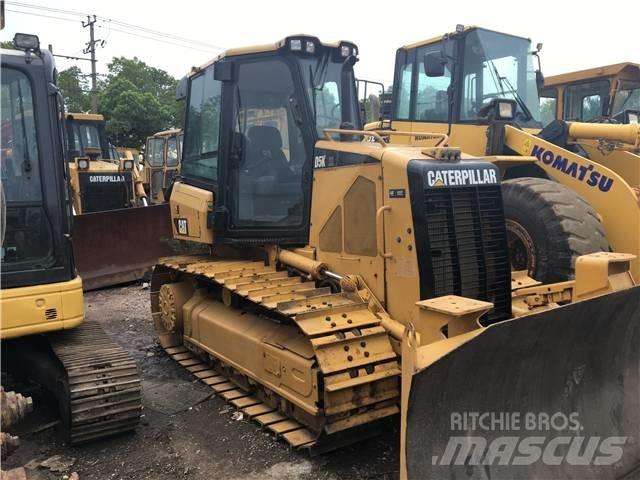 CAT D5K Верижни булдозери
