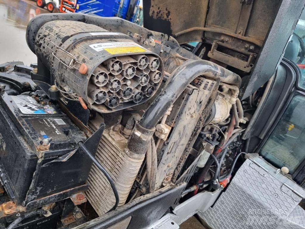 LS Mtron Plus 100 Трактори