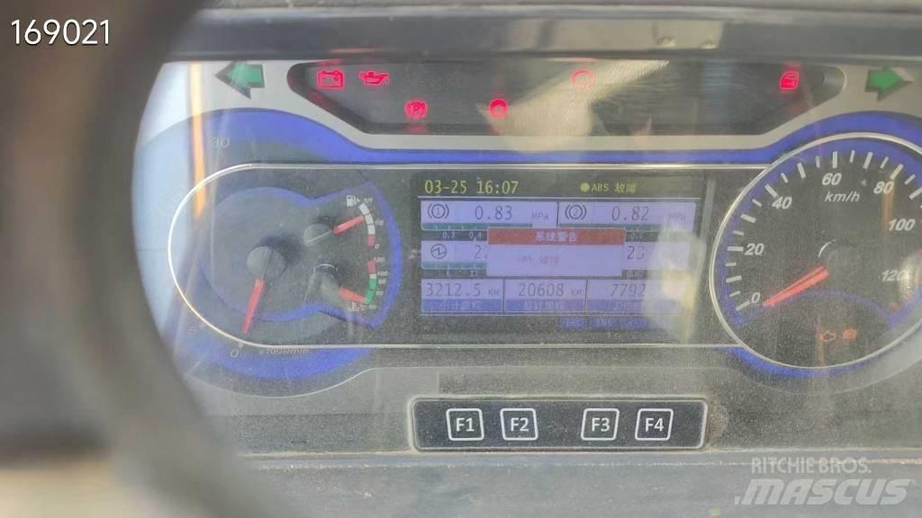 Sany stc200t5 Всъдеходни кранове