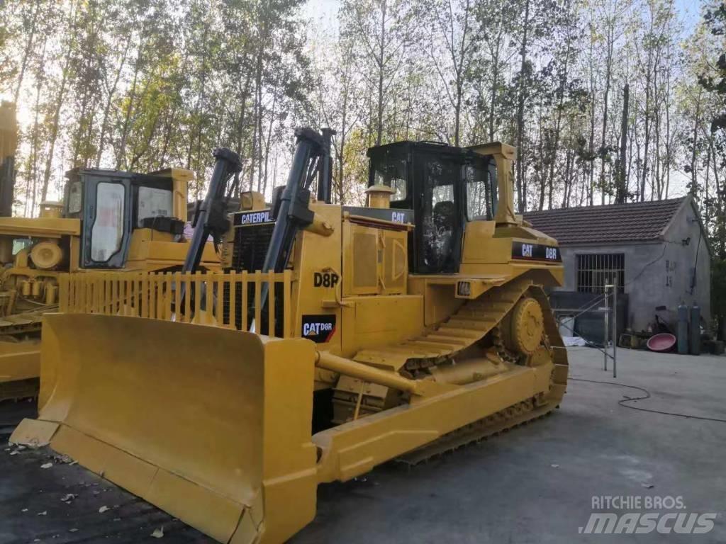 CAT D 8 R Верижни булдозери
