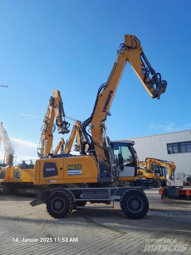 Liebherr A924 Колесни екскаватори
