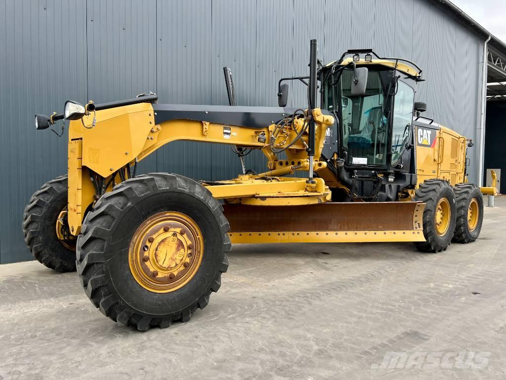 CAT 140M2 AWD Грейдери