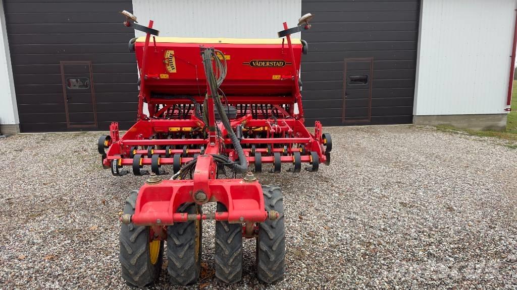 Väderstad Rapid300S Редосеялки