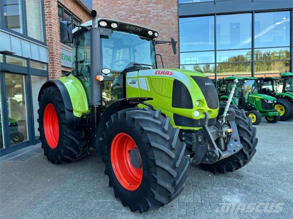 CLAAS Arion 640 Трактори