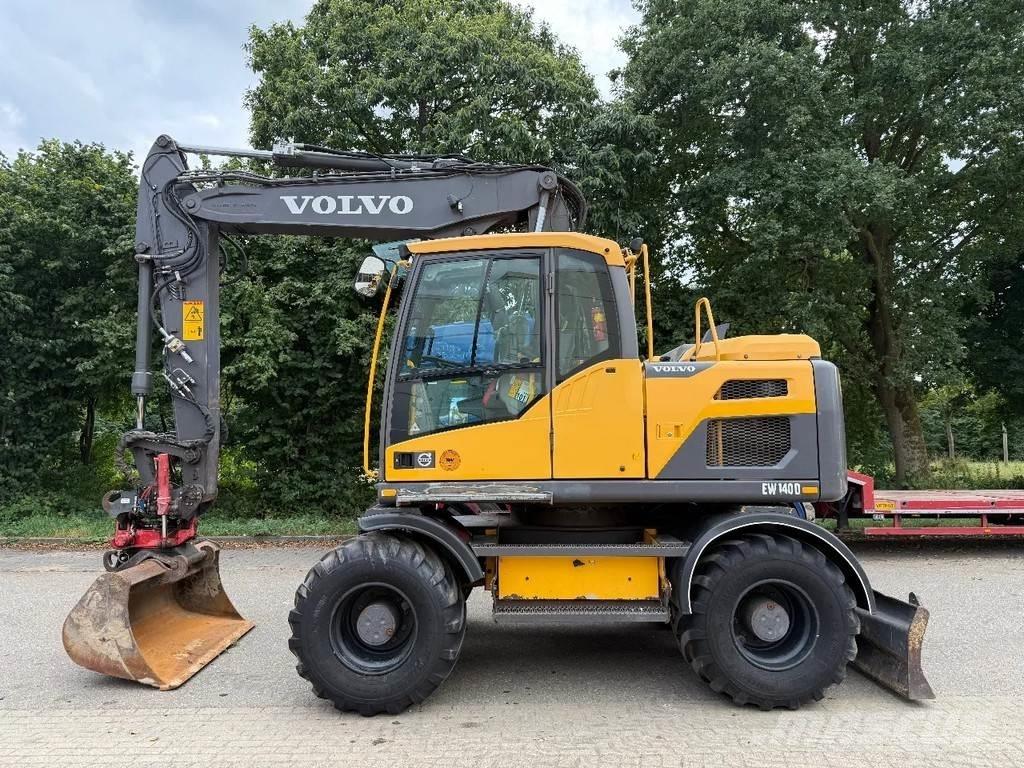 Volvo EW140D Колесни екскаватори