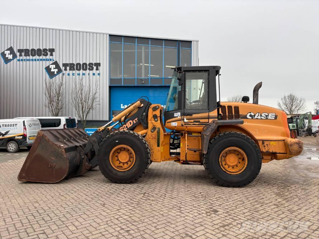 CASE 621 D XT Колесни товарачи