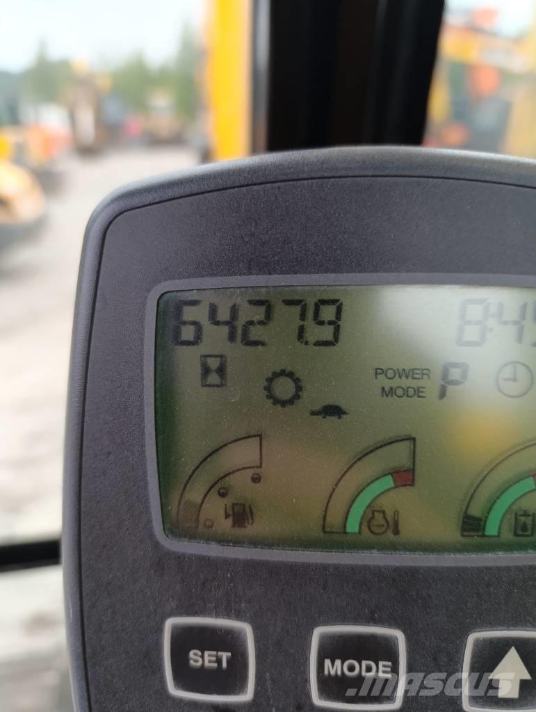 JCB JS 260 LC Верижен екскаватор