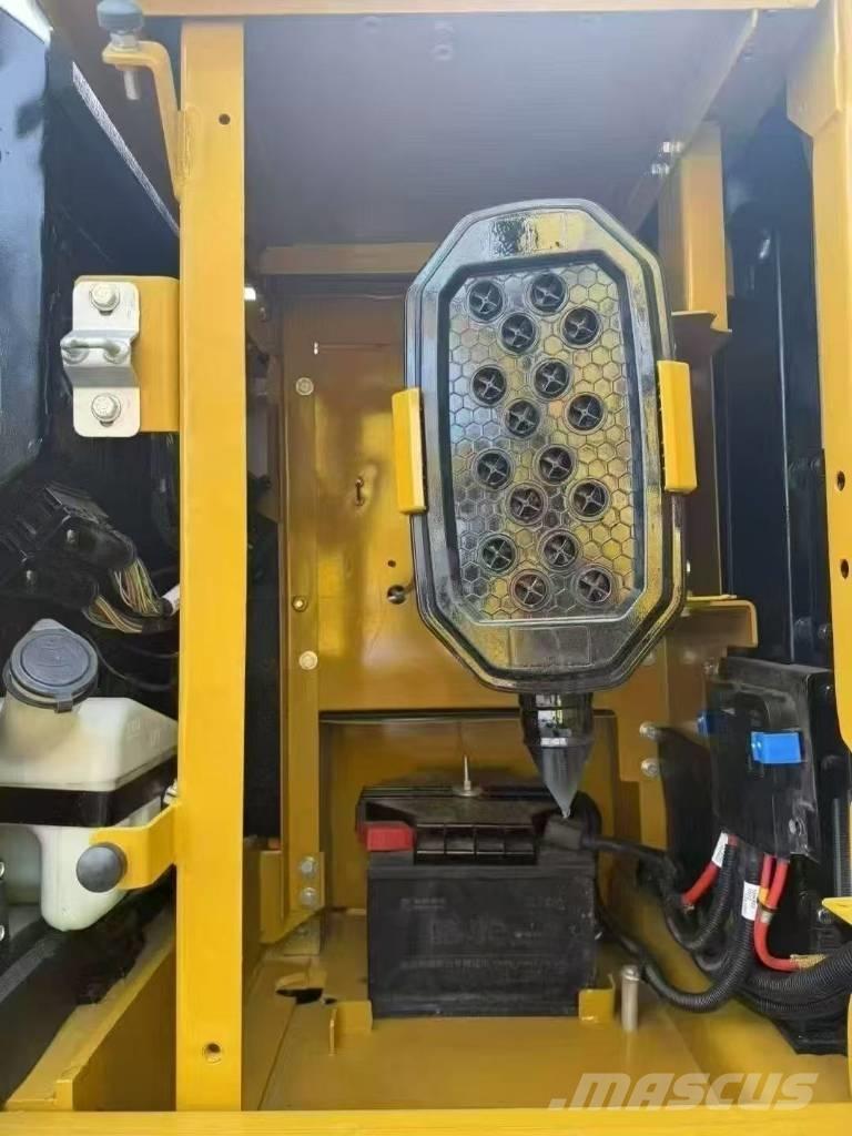 CAT 320 Верижен екскаватор