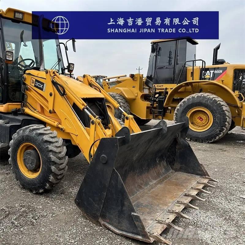 JCB 3 CX Колесни товарачи
